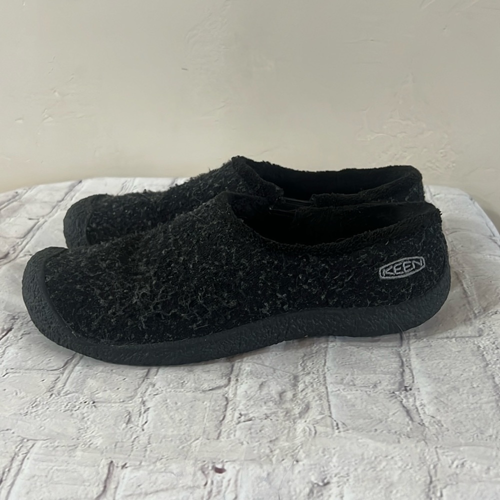 Women’s Keen Howser slip on